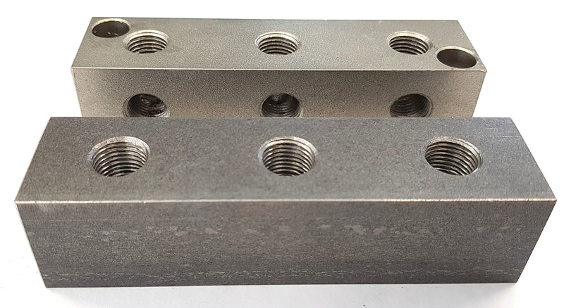 Grease nipple block 3-hole, angled, G1/4, stainless steel 304, 30mm + mounting hole