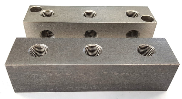 Grease nipple block 3-hole, angled, G1/4, stainless steel 316, 40mm + mounting hole