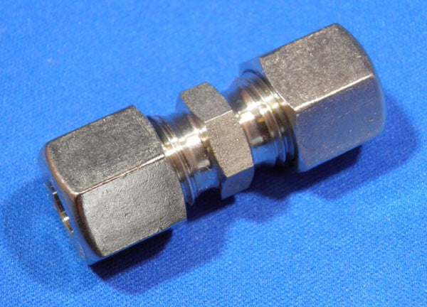Straight pipe coupling Ø5mm brass